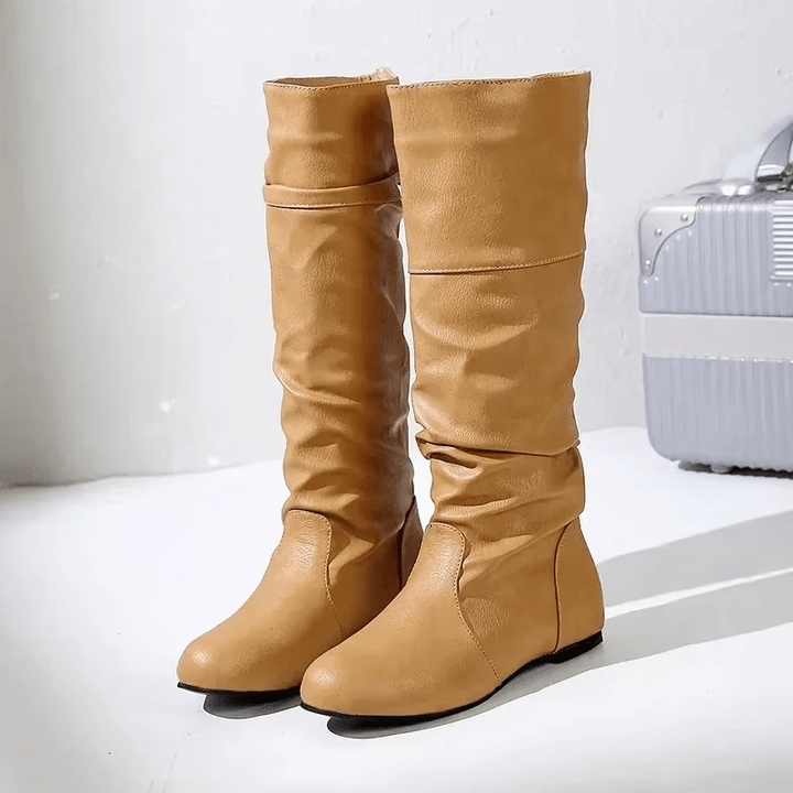 Knæhøje støvler til kvinder med rynket skaft