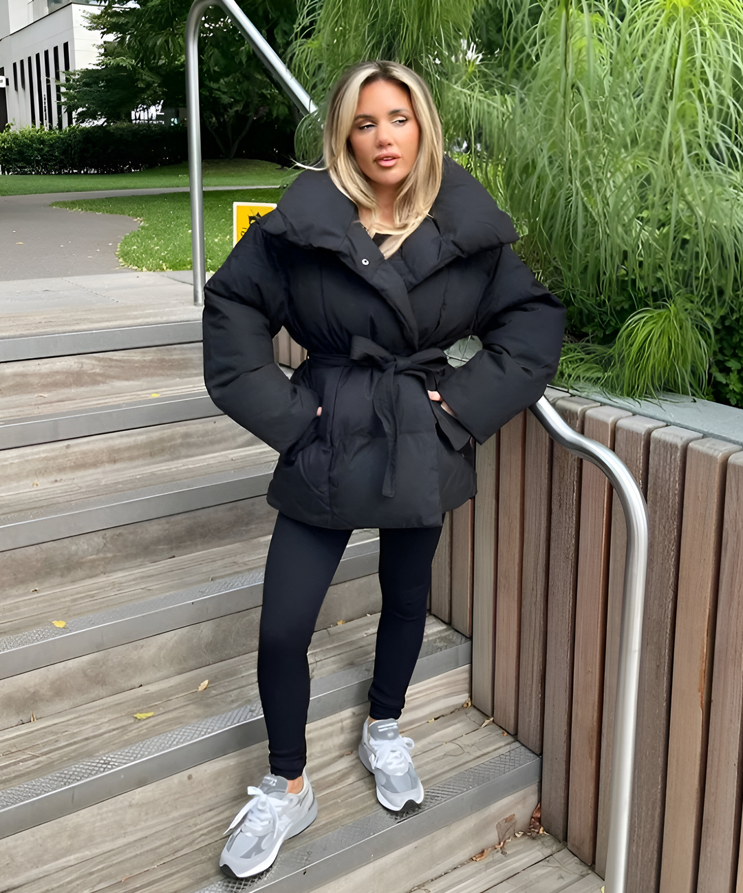 Dame vinterjakke med justerbar talje