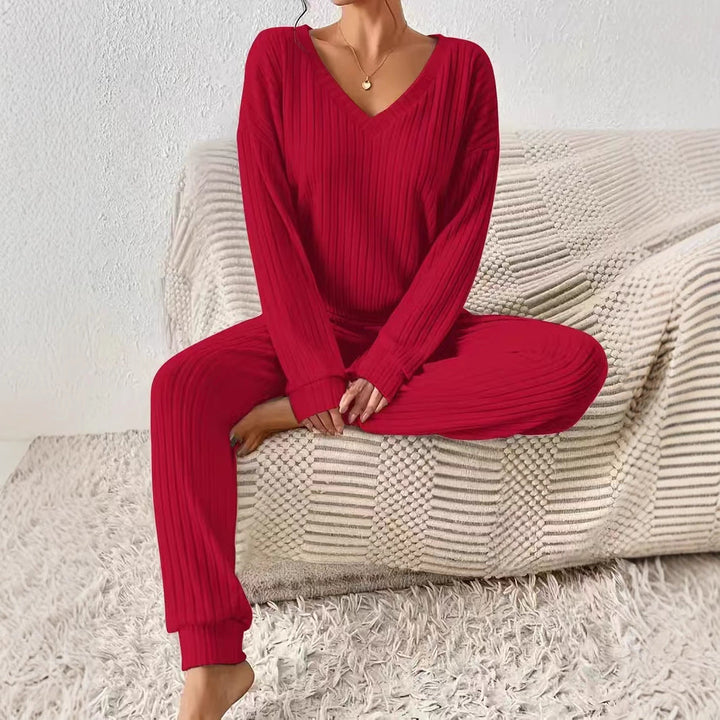 Loungewear-sæt til kvinder med V-hals