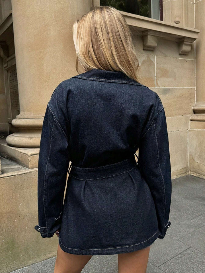 Denim blazerjakke til kvinder med bælte