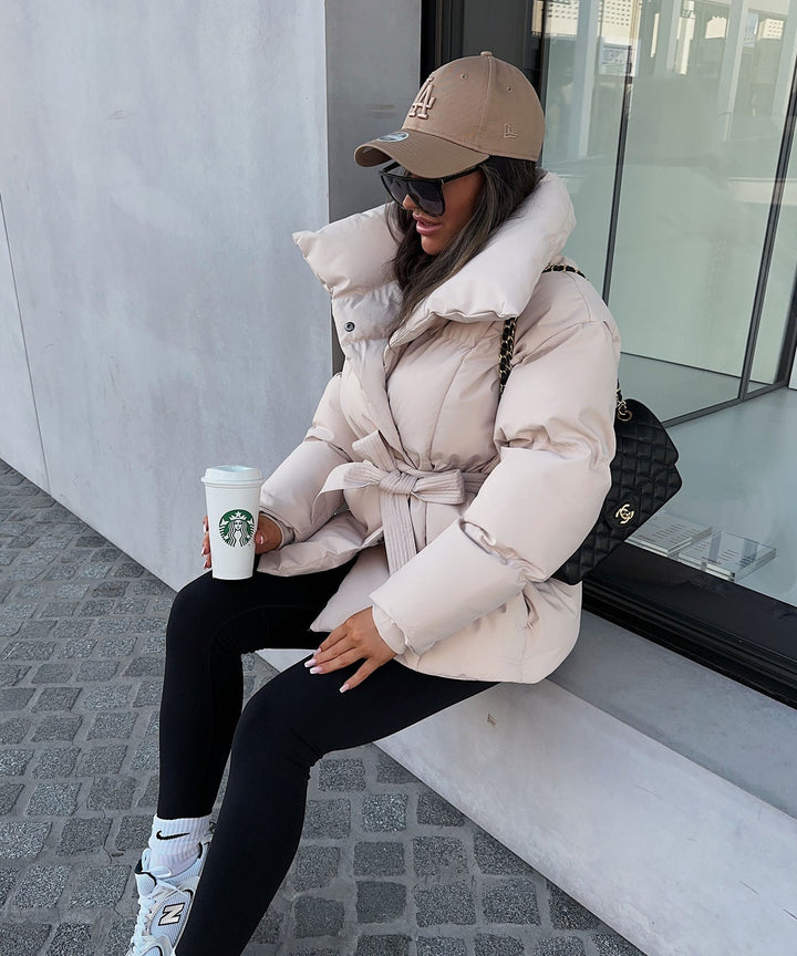 Dame vinterjakke med justerbar talje