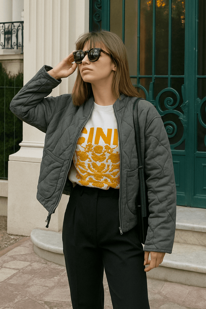 Quiltet dame jakke med lynlås og lommer