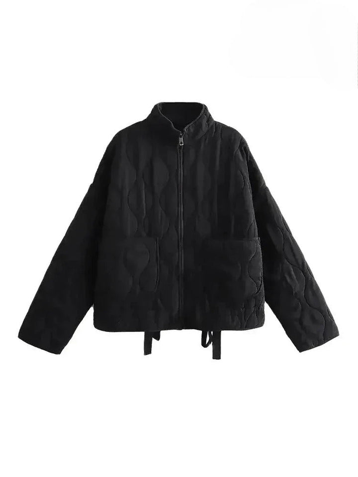 Quiltet dame jakke med lynlås og lommer