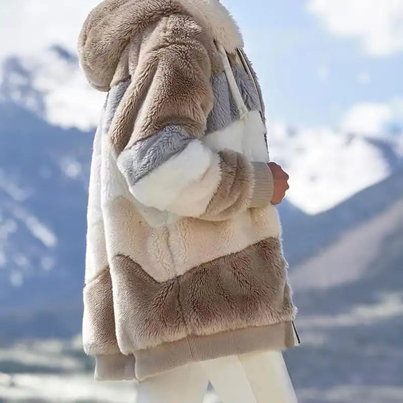 Dame vinterjakke med hætte og pelsfor
