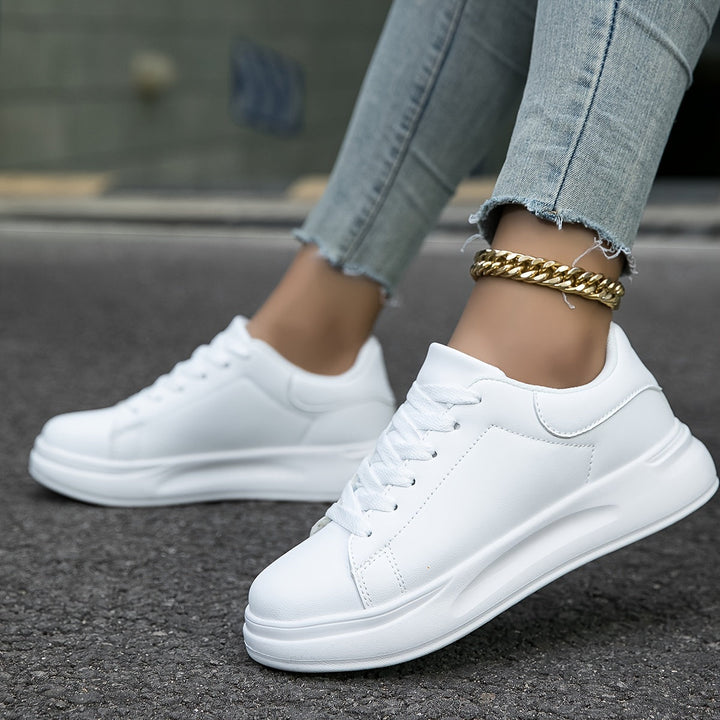 Dame sneakers med snørelukning