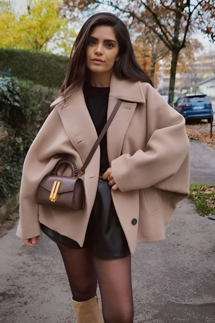 Trendy oversized jakke med afslappet pasform