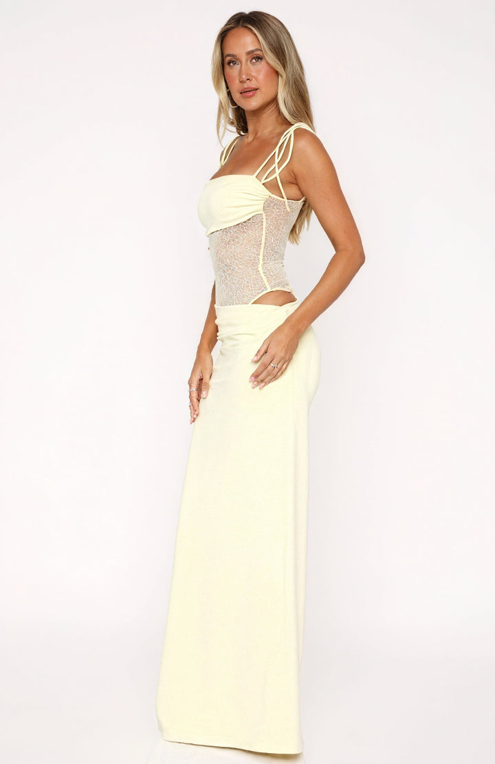 Kvinders Elegant Blonde Korsetkjole | Maxi