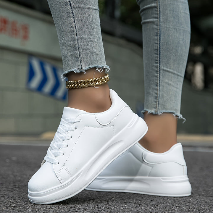 Dame sneakers med snørelukning