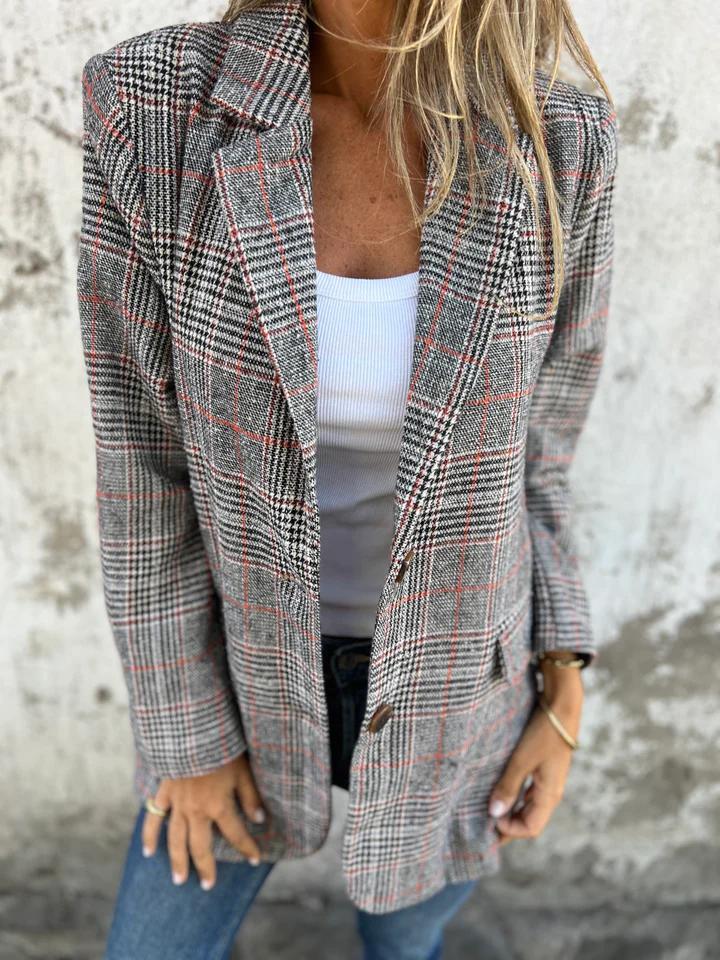 Skræddersyet blazer til kvinder med reversdetaljer