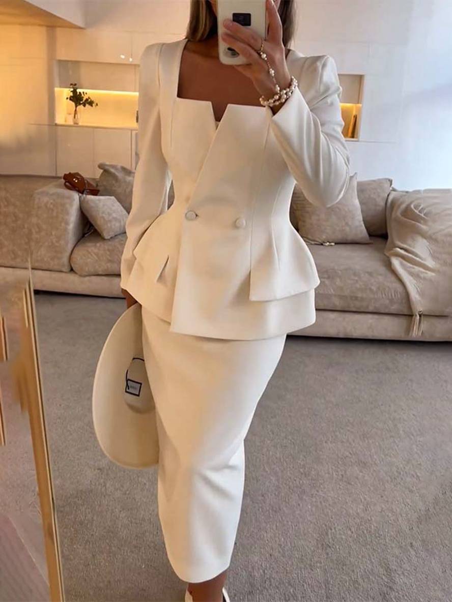 Dame sæt med blazer og lang nederdel