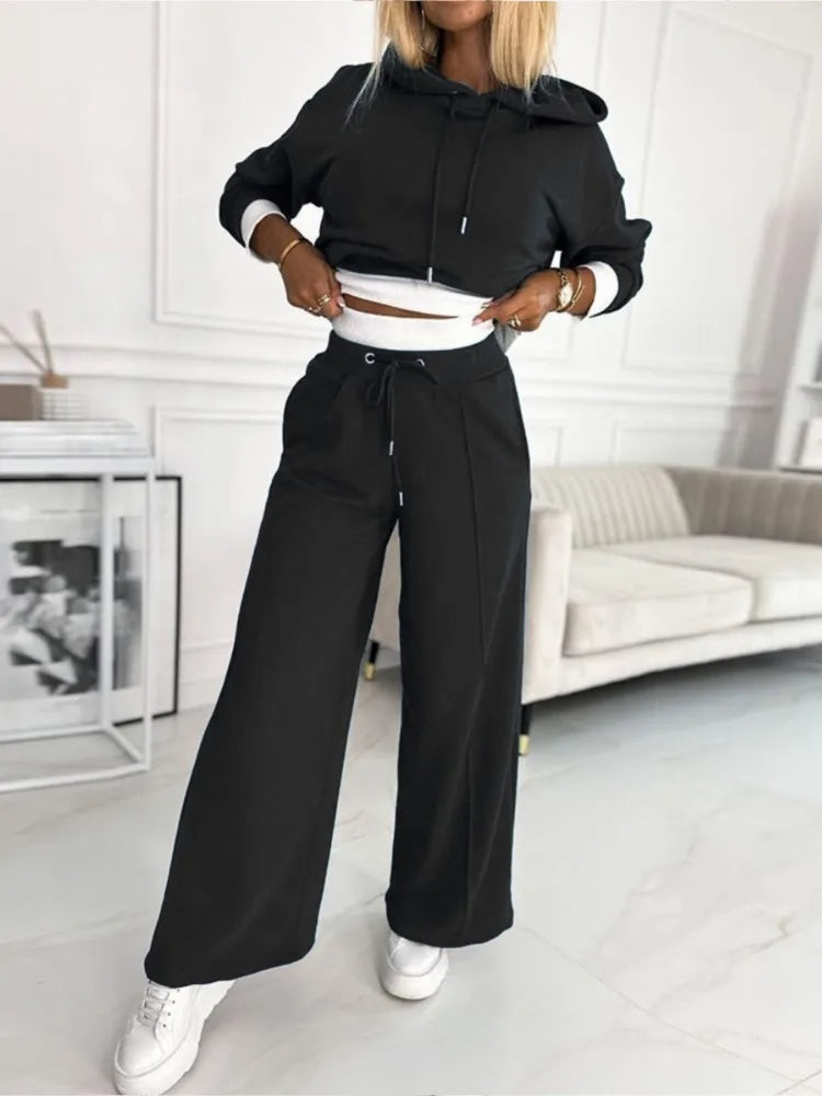 Dame loungewear sæt med hoodie og vide bukser