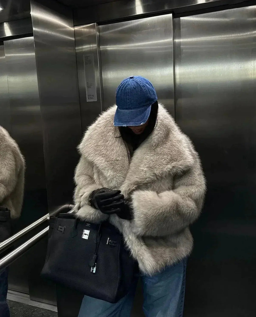 Kort damefrakke med look