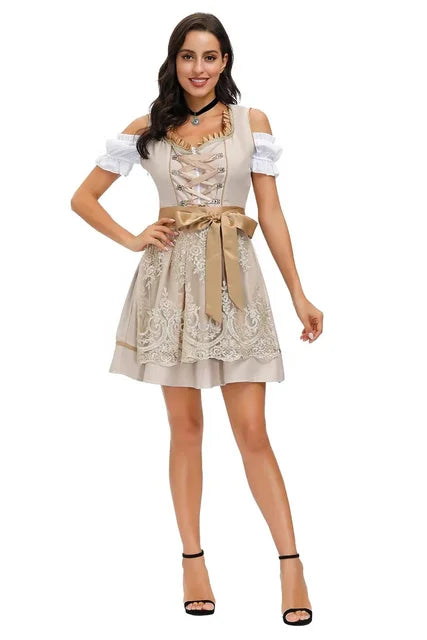 Traditionel dame dirndl til Oktoberfest