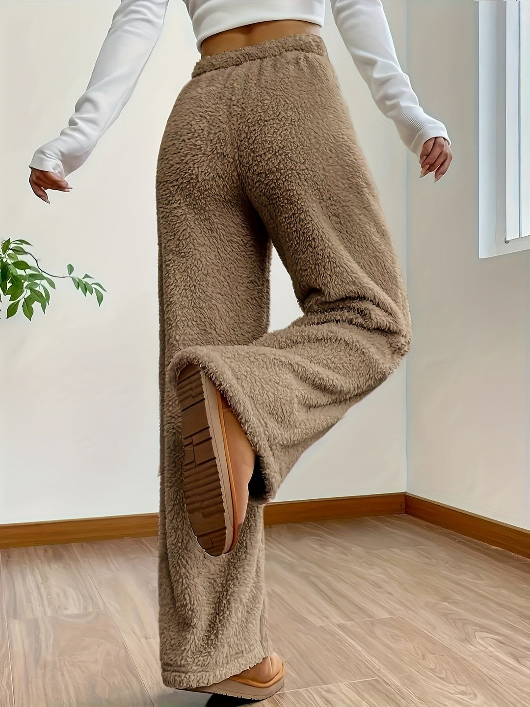 Dames bukser i teddyfleece med elastisk talje