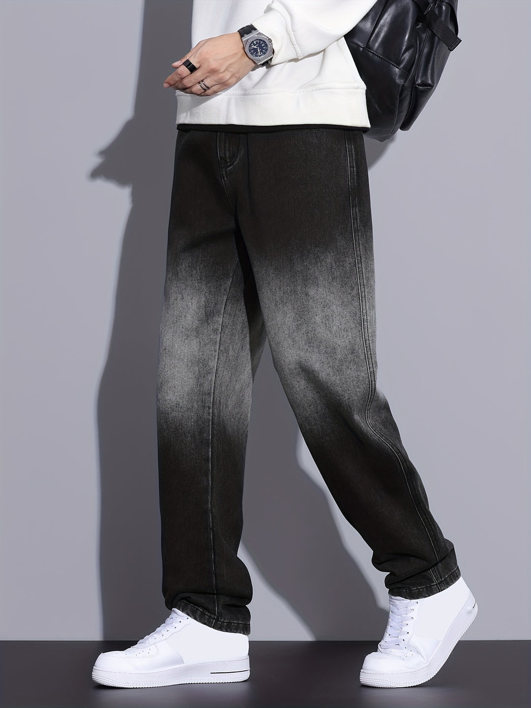 Herrejeans med farveblokdesign og lige ben