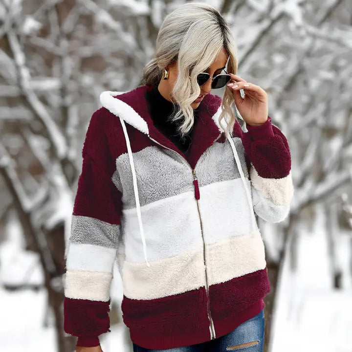 Dame vinterjakke med hætte og pelsfor